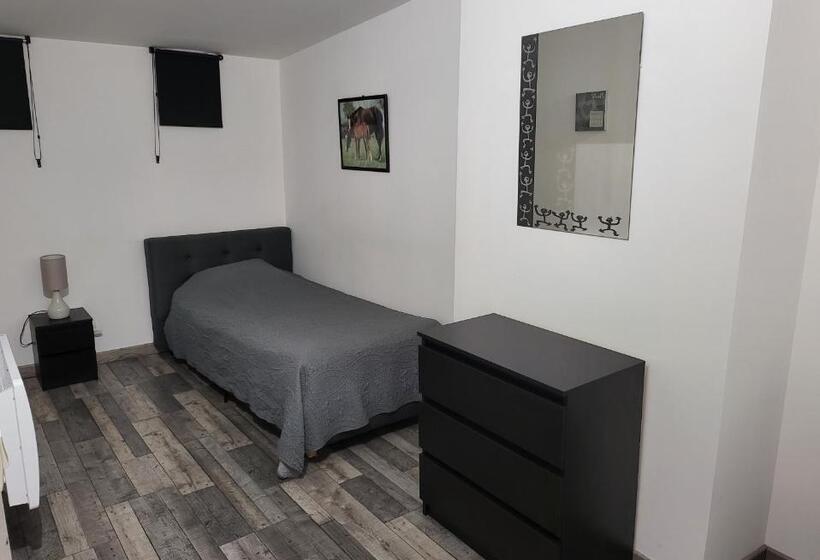 غرفة عائلية مطلّة علي الحديقة, Mas D Alivon