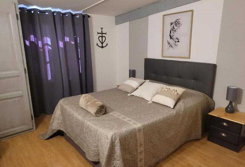 غرفة قياسية مطلّة علي الحديقة, Mas D Alivon