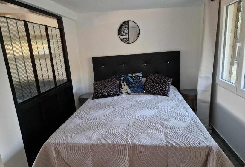 شاليه غرفة نوم واحدة, Mas D Alivon