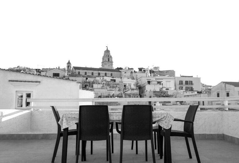 سوییت سوپریور با چشمانداز دریا, B&b Monsignore