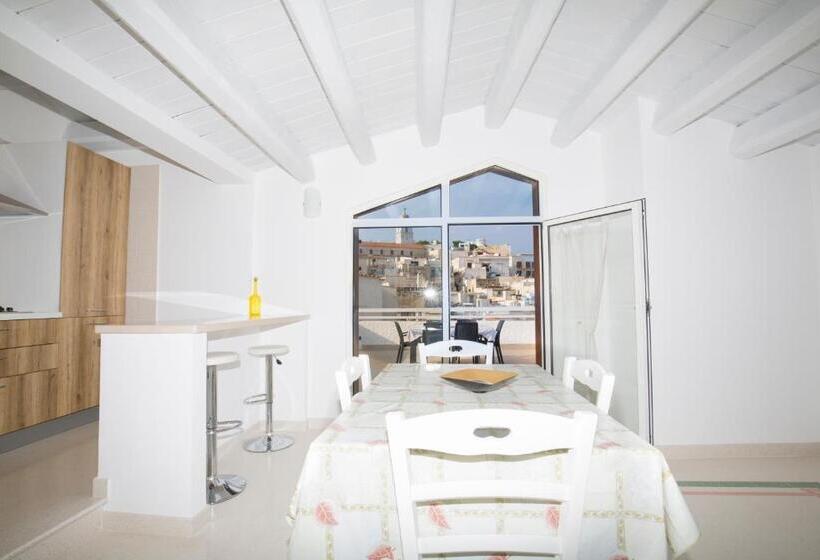 سوییت سوپریور با چشمانداز دریا, B&b Monsignore