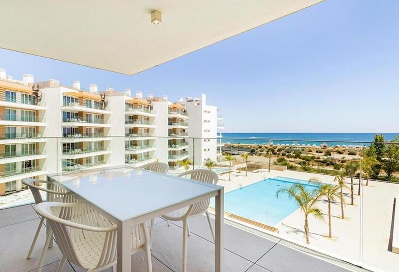 Апартаменты 2 Спальни с Балконом, Dom Pedro Residences
