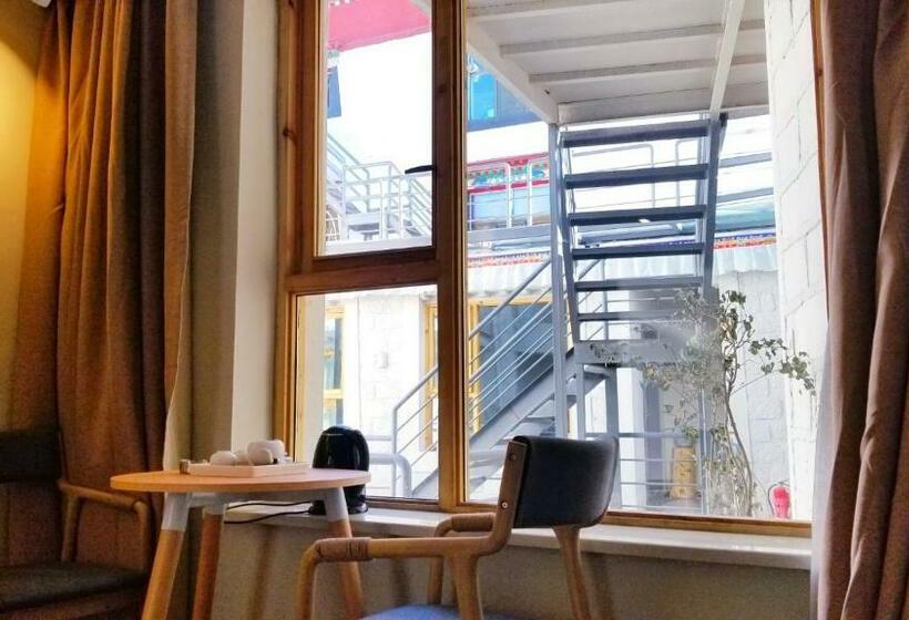 اتاق استاندارد با 2 تخت دوبل, Fengma Feiyang Hostel