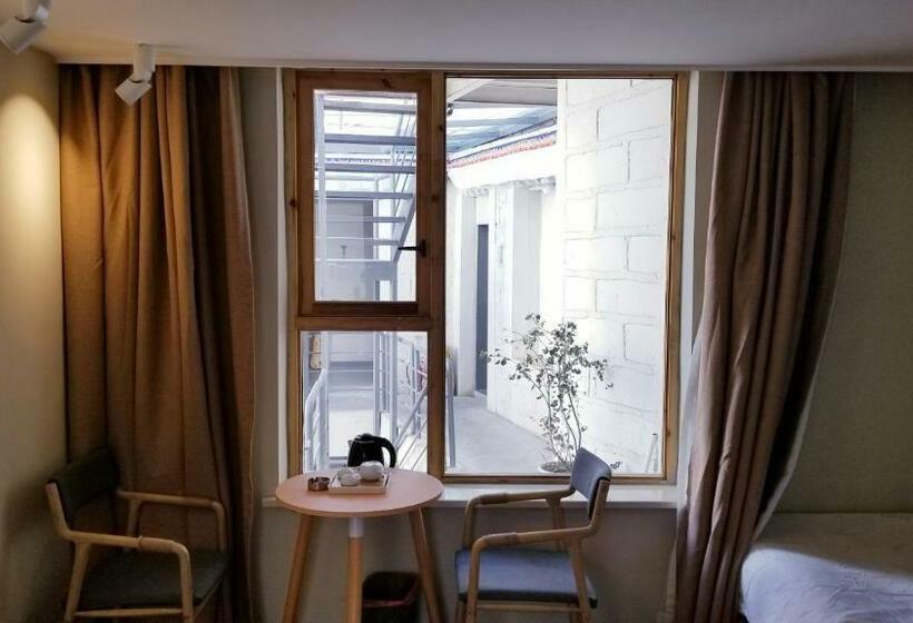 اتاق استاندارد با 2 تخت دوبل, Fengma Feiyang Hostel