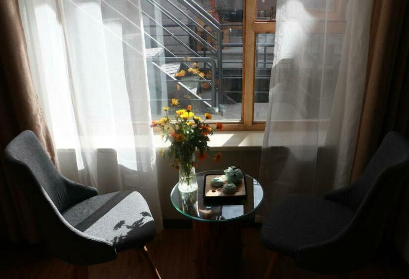 اتاق استاندارد با 2 تخت دوبل, Fengma Feiyang Hostel