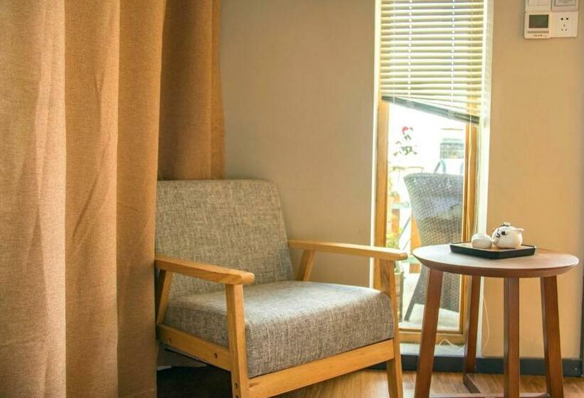 اتاق استاندارد با 2 تخت دوبل, Fengma Feiyang Hostel