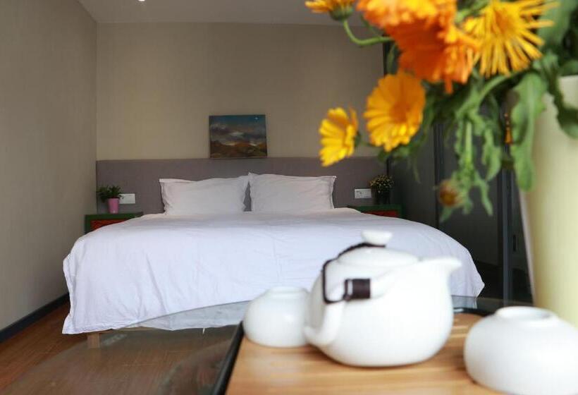 اتاق استاندارد, Fengma Feiyang Hostel