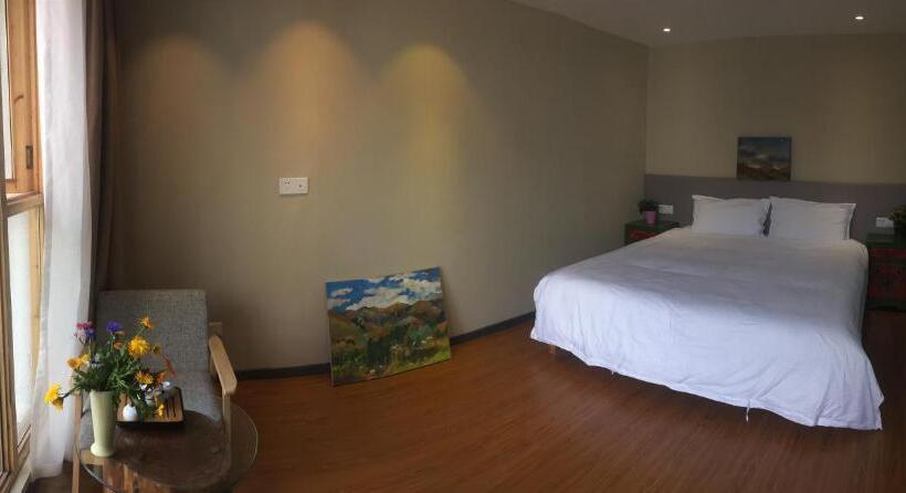 اتاق استاندارد, Fengma Feiyang Hostel