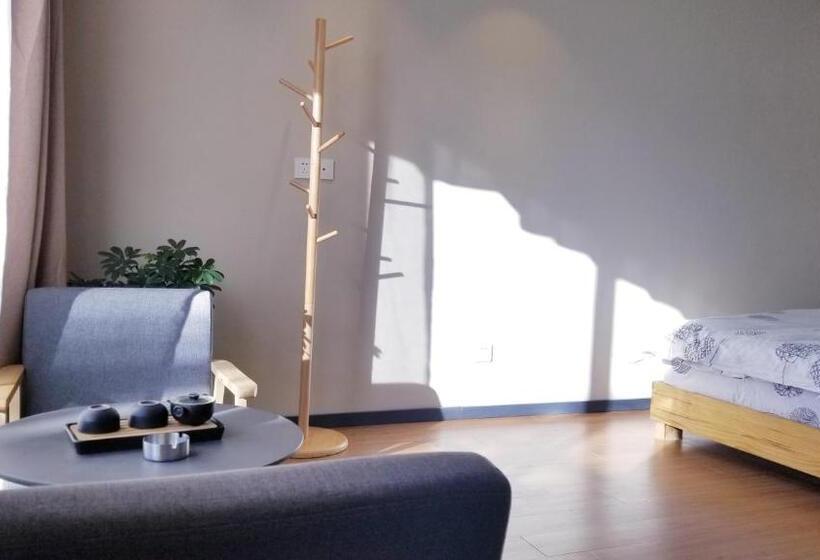 اتاق استاندارد, Fengma Feiyang Hostel