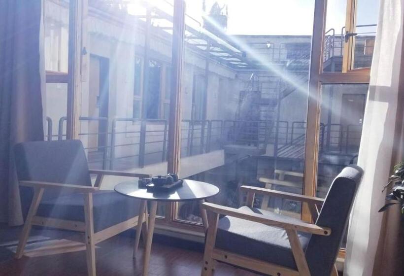 اتاق استاندارد, Fengma Feiyang Hostel