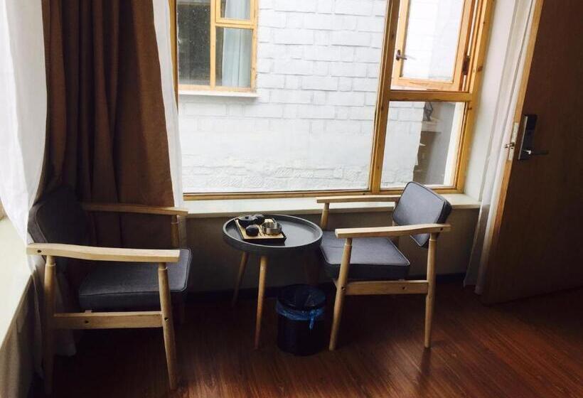 اتاق خانوادگی, Fengma Feiyang Hostel