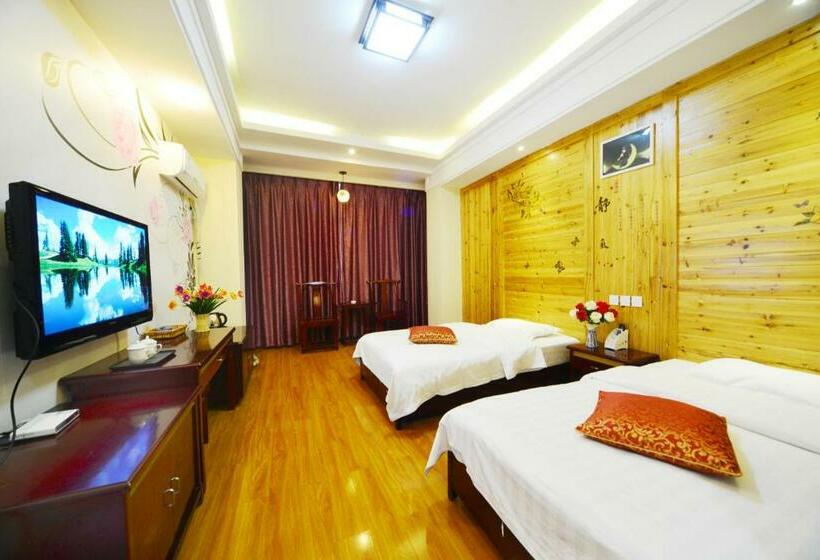 חדר קומפורט, Emeishan Moon Bay