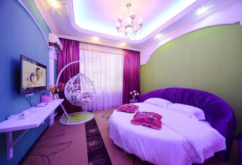Номер Стандарт, Emeishan Moon Bay