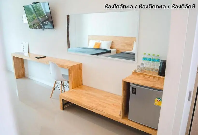 デラックスルーム, The Toy Beach Resort Rayong