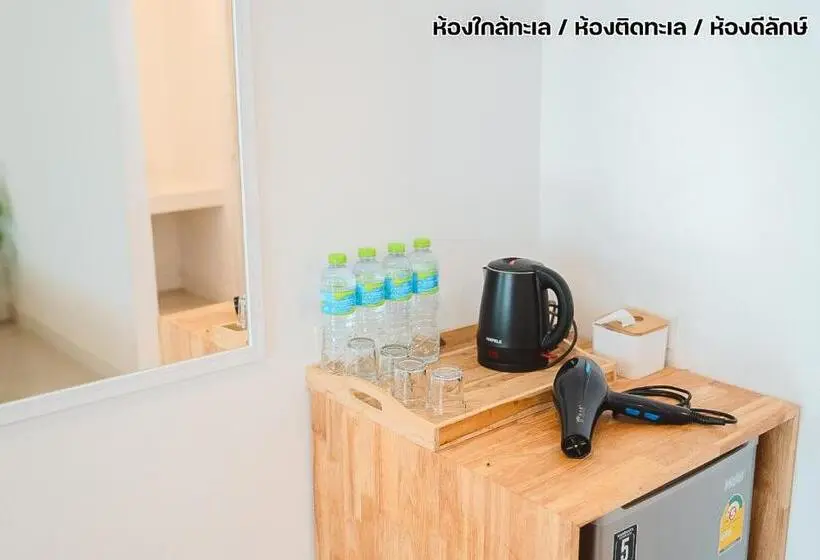 デラックスルーム, The Toy Beach Resort Rayong