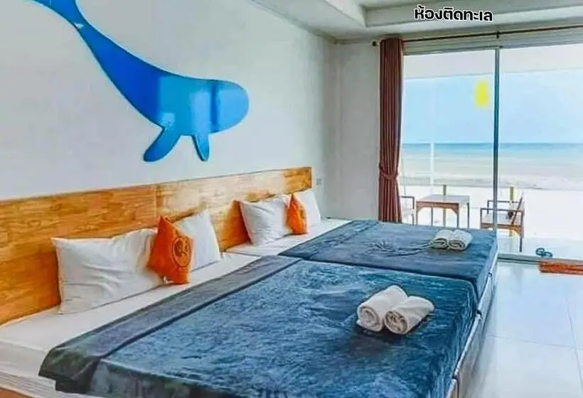 キングサイズベッドのスタンダードルーム, The Toy Beach Resort Rayong