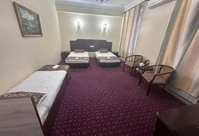 اتاق استاندارد سه نفره, Grand Silk Road