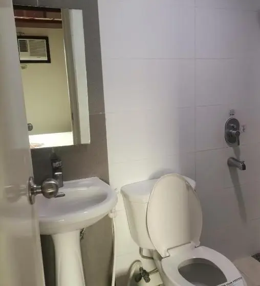 デラックスルーム, Sogo Alabang Southroad