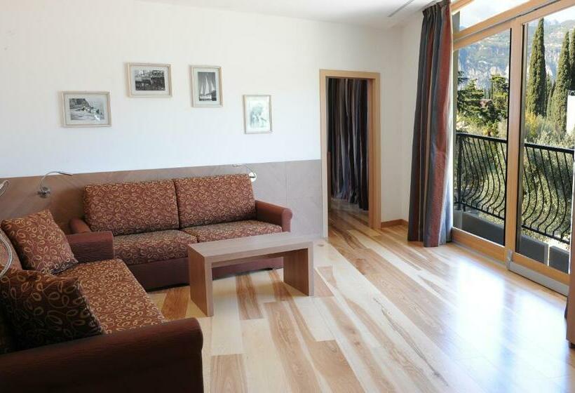 Люкс с Балконом, Baia Verde