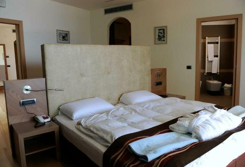 Люкс с Балконом, Baia Verde