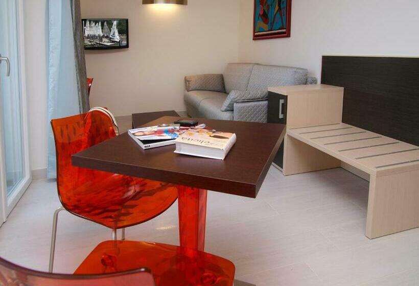 ジュニアスイート, Garni Corallo