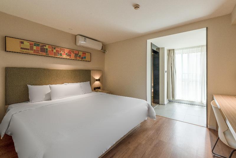 Номер Стандарт, Hanting Baoji Gaoxin Railyway South Station