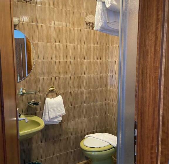 Pokój Standard Trzyosobowy, Panorama