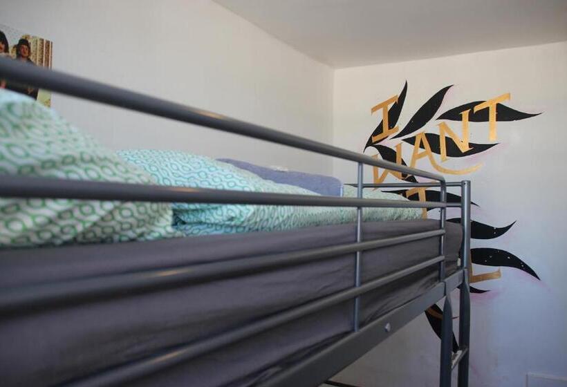 标准间, Onefam Notting Hill