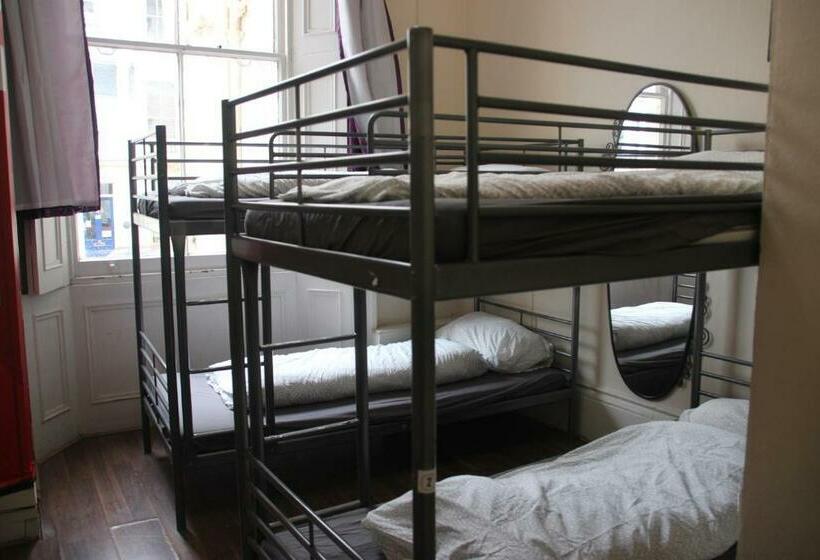 共用房间的床, Onefam Notting Hill