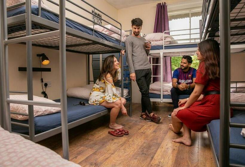 共用房间的床, Onefam Notting Hill