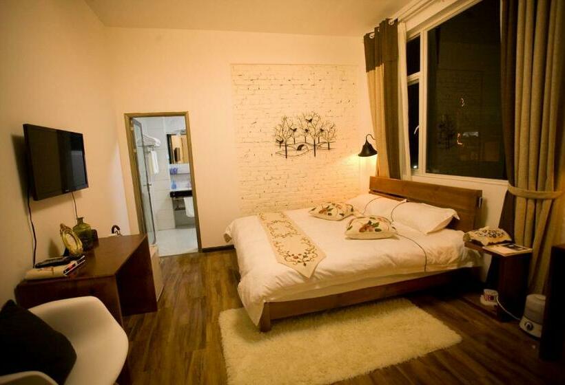 חדר דלוקס, Dali Garden