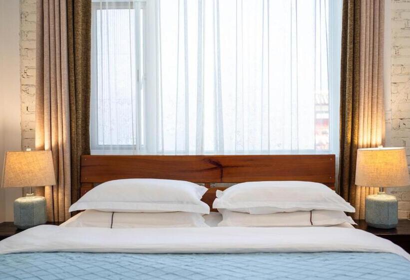 חדר דלוקס, Dali Garden