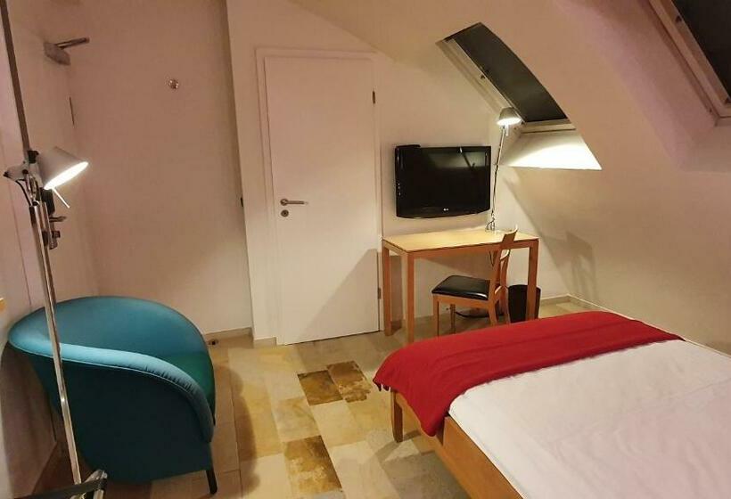 标准单人间, Domaine Leidinger