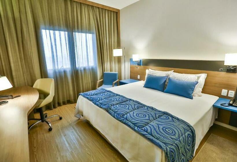 디럭스 룸 킹사이즈 침대, Hilton Garden Inn Santo Andre