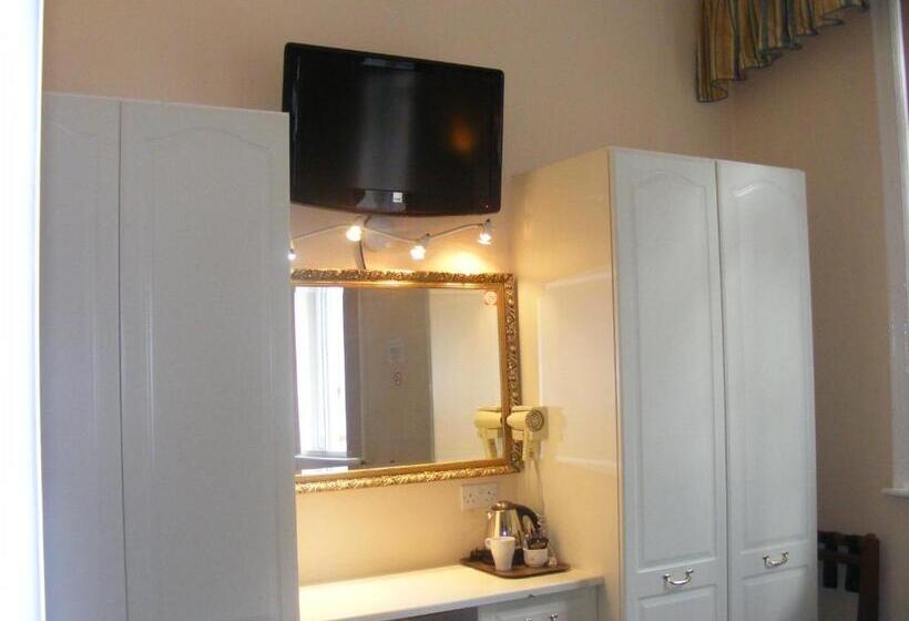 חדר משפחתי, Mermaid Suite