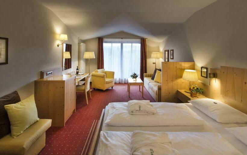 山の見えるスーペリアルーム, St. Anton