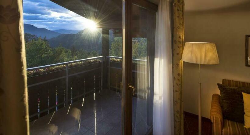 山の見えるスーペリアルーム, St. Anton