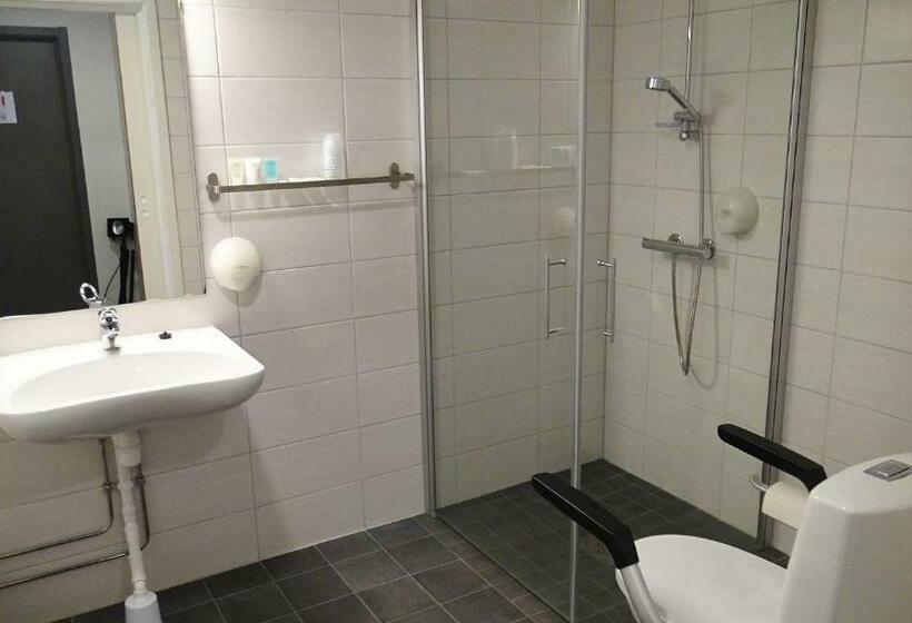 스탠다드 룸, Tynset