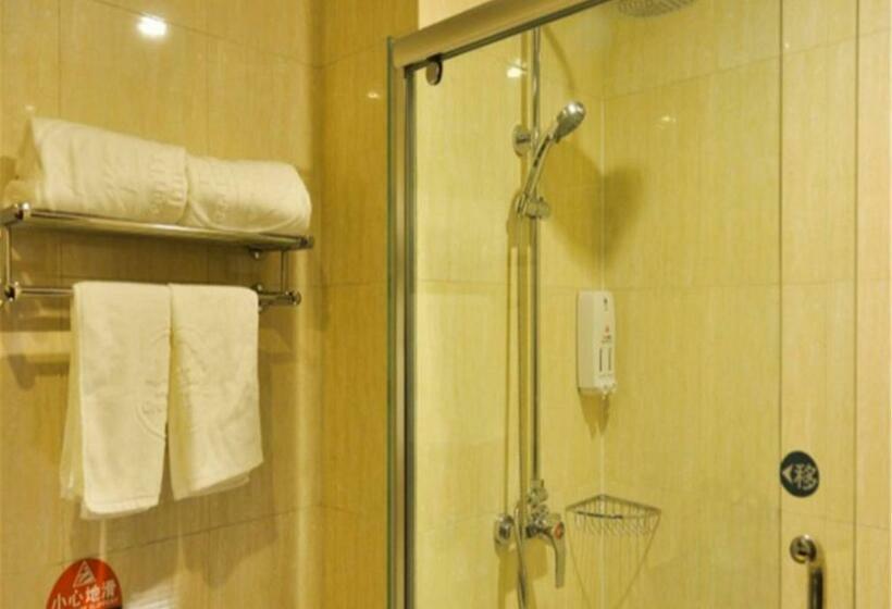 Номер Стандарт, Greentree Inn Hebei Chengde Railway Station Southeast Chengde Century City Business