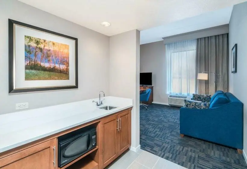 キングサイズベッドのエクゼクティブ, Hampton Inn & Suites Newburgh Stewart Airport