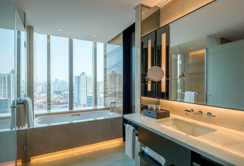 스탠다드 룸 킹사이즈 침대, Hyatt Regency Shanghai Global Harbor