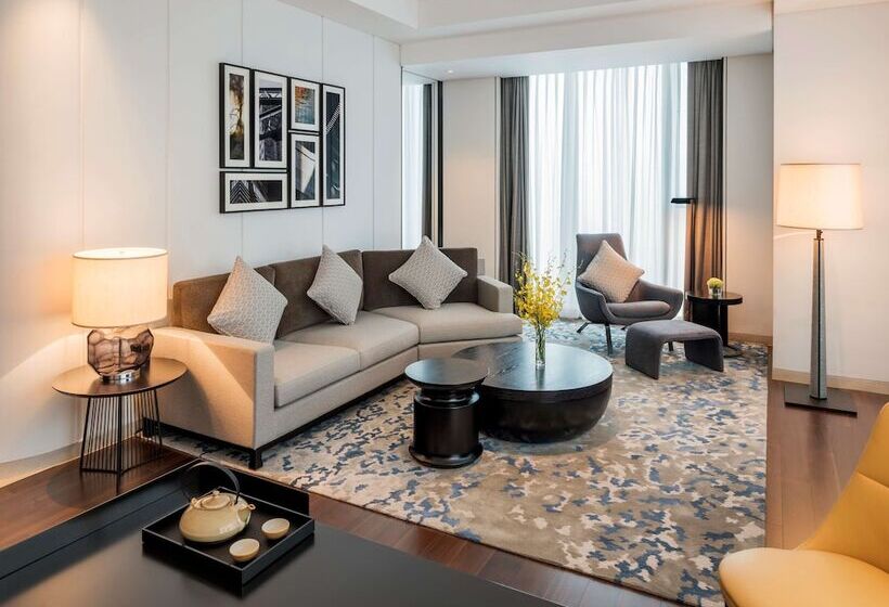 스위트, Hyatt Regency Shanghai Global Harbor
