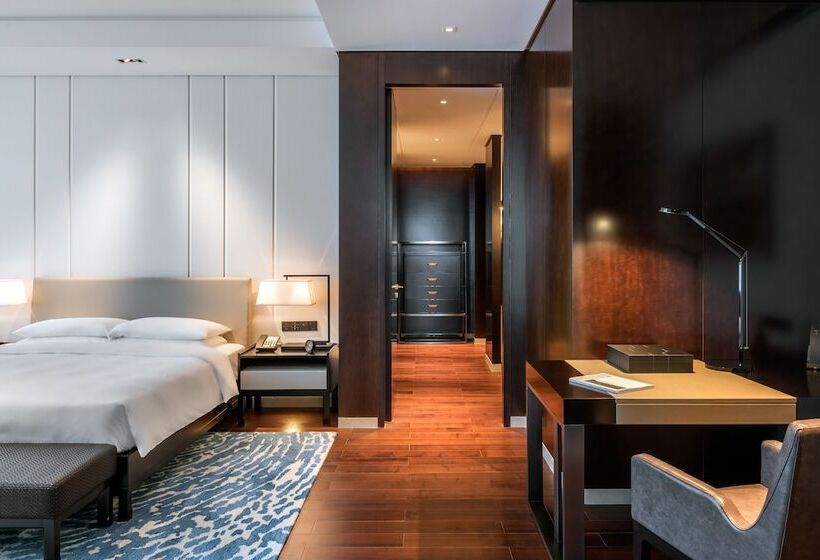 스위트, Hyatt Regency Shanghai Global Harbor