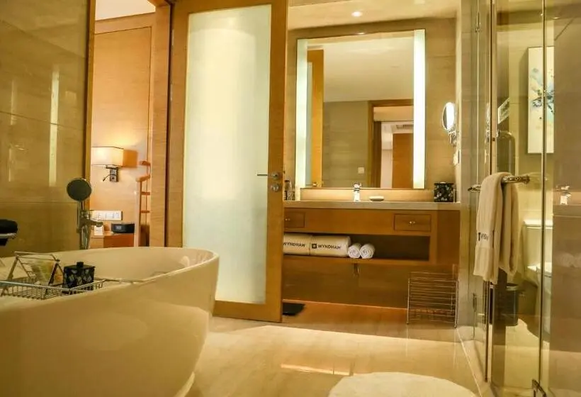 Sviitti King-vuode, Wyndham Jingzhou
