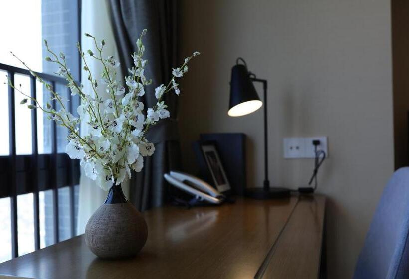 شقة غرفة واحدة, Yuwa Serviced Residence