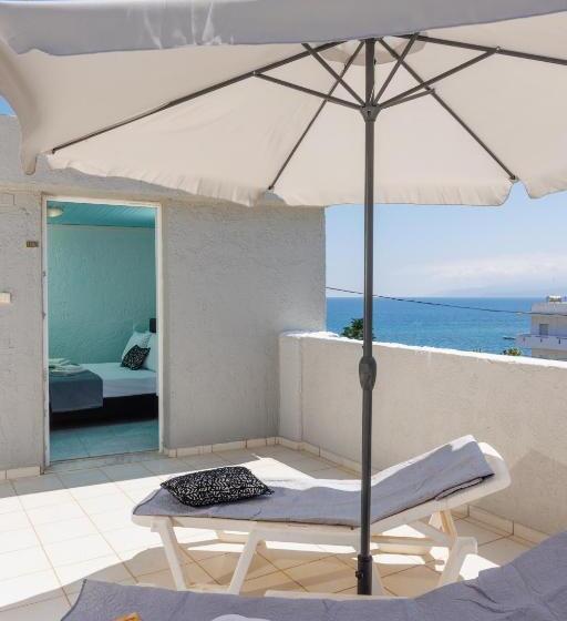 스탠다드 스튜디오 (테라스구비), Kings Hotel By Estia