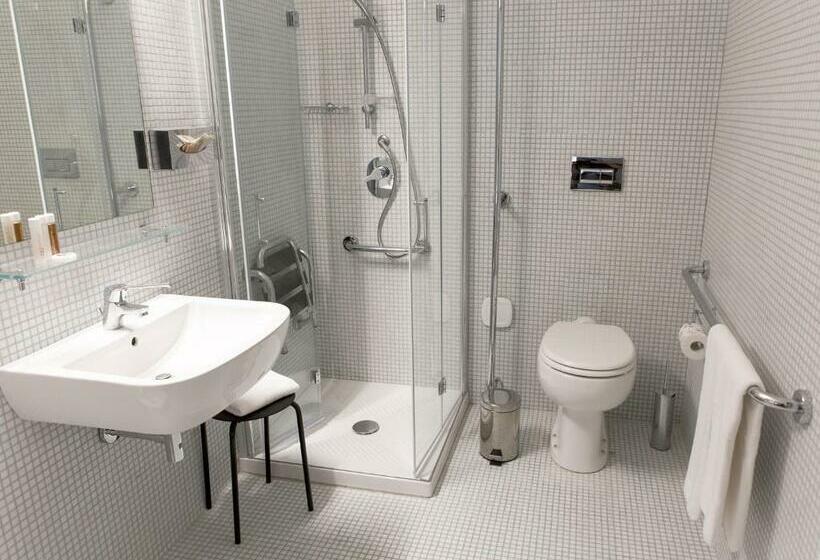 דירת חדר, Palazzo Melfi