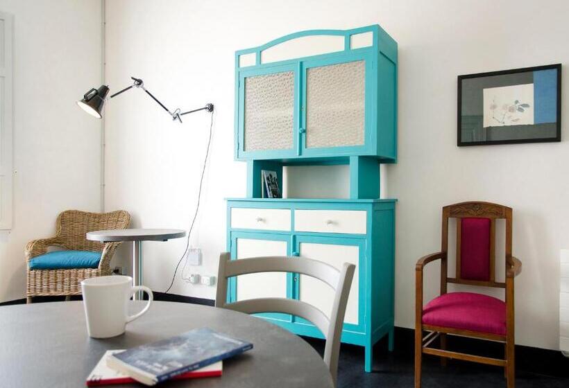 דירת חדר, Palazzo Melfi