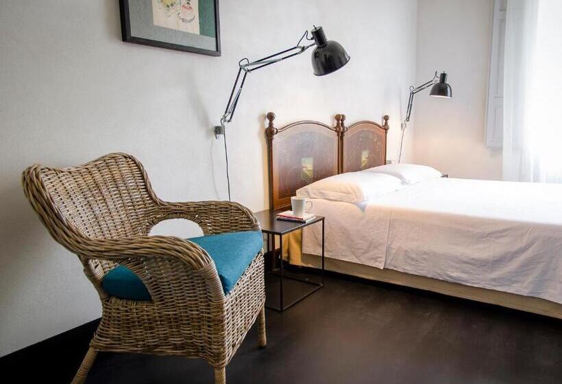 דירת חדר, Palazzo Melfi