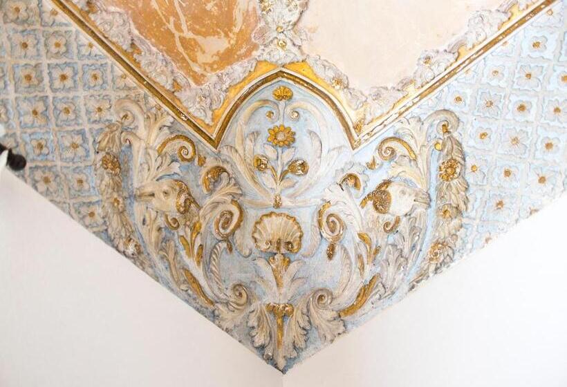 סוויטה, Palazzo Melfi